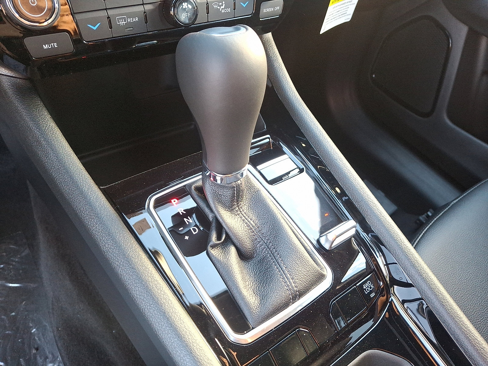 New 2026 Jeep Compass Limited image 11