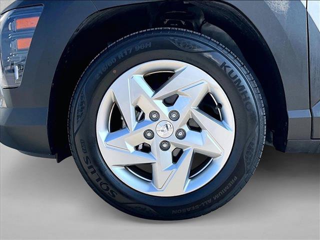 Used 2024 Hyundai Kona SE FWD image 10