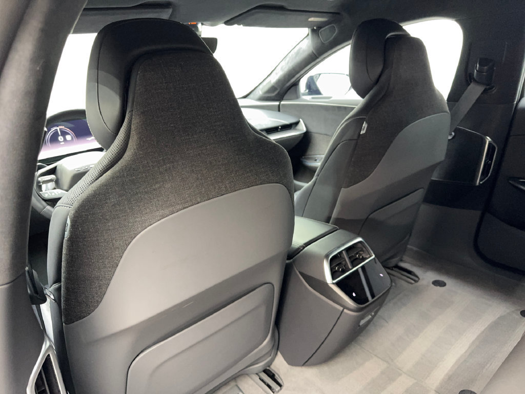 Used 2025 Lucid Air Grand Touring AWD/4WD image 35