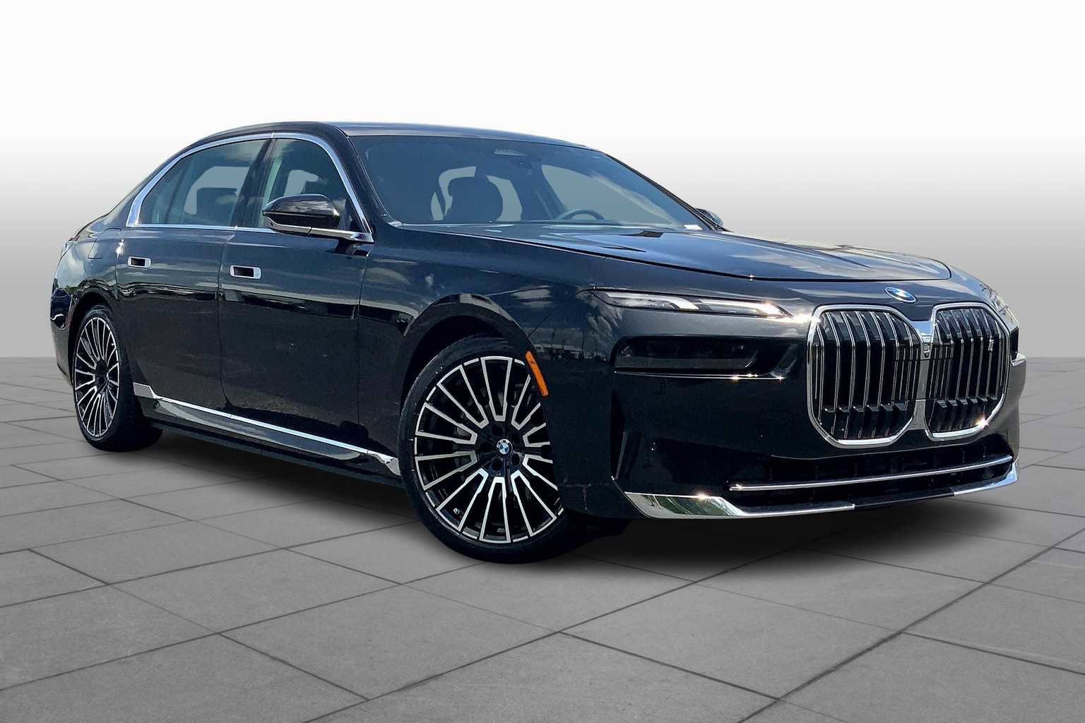 New 2025 BMW i7 eDrive50 w/ Premium Package image 2