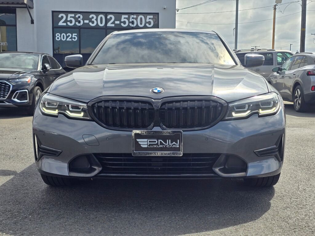 Used 2019 BMW 330i Sedan w/ Premium Package RWD image 3