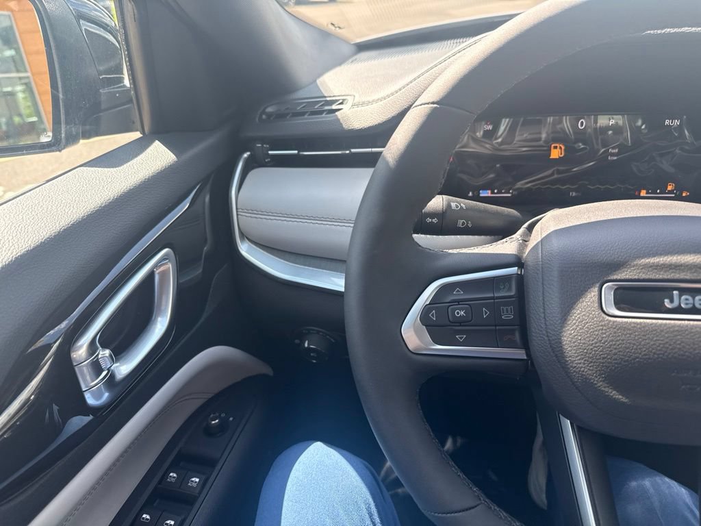 New 2026 Jeep Compass Limited AWD/4WD image 23