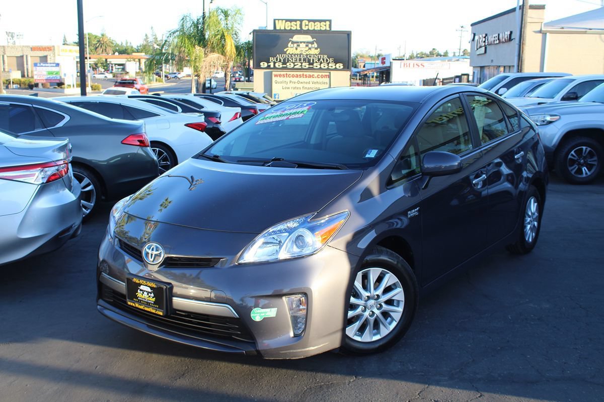Used 2015 Toyota Prius Prime Plug-In Hybrid FWD image 42