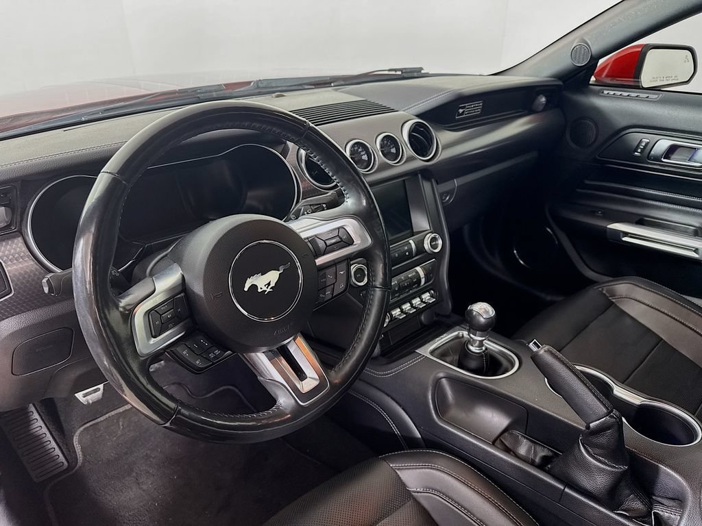 Used 2020 Ford Mustang GT Premium w/ GT Performance Package RWD image 10
