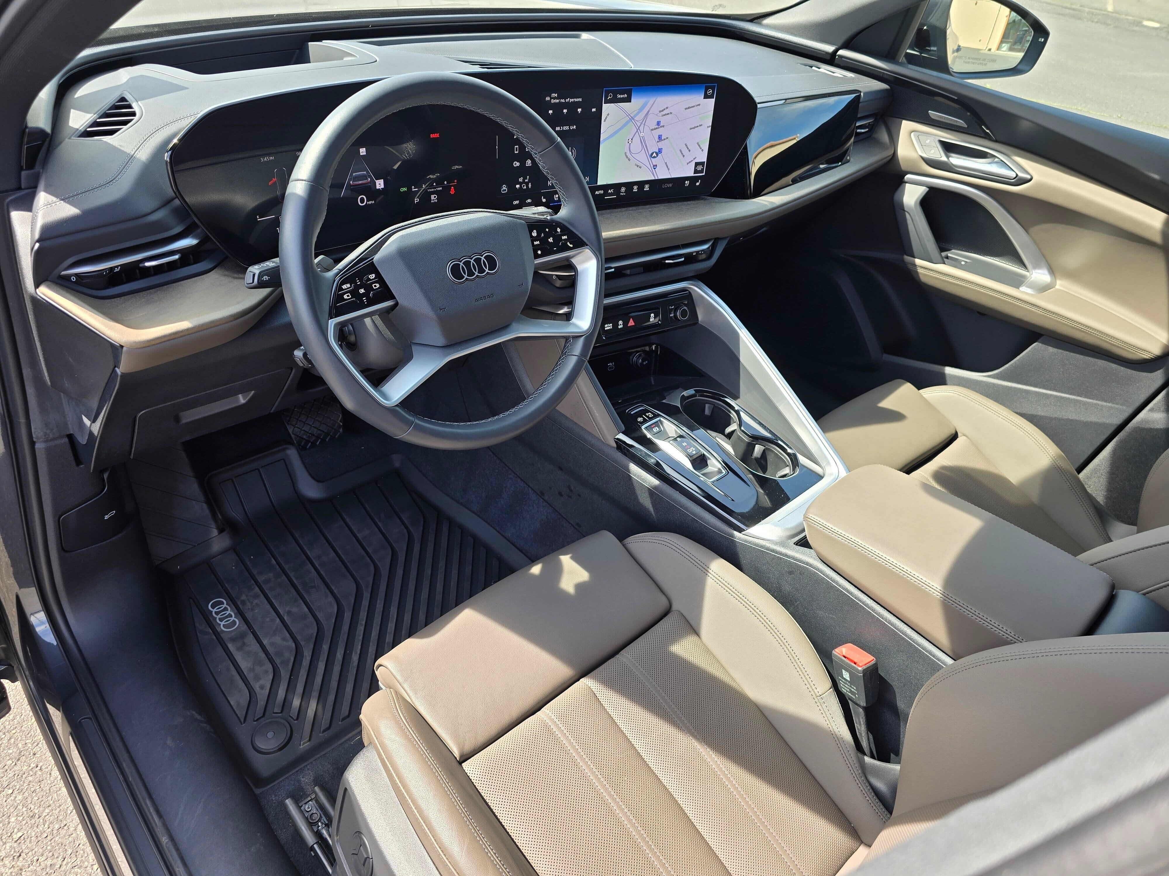 Certified 2025 Audi Q5 Premium Plus w/ Premium Plus AWD/4WD image 2