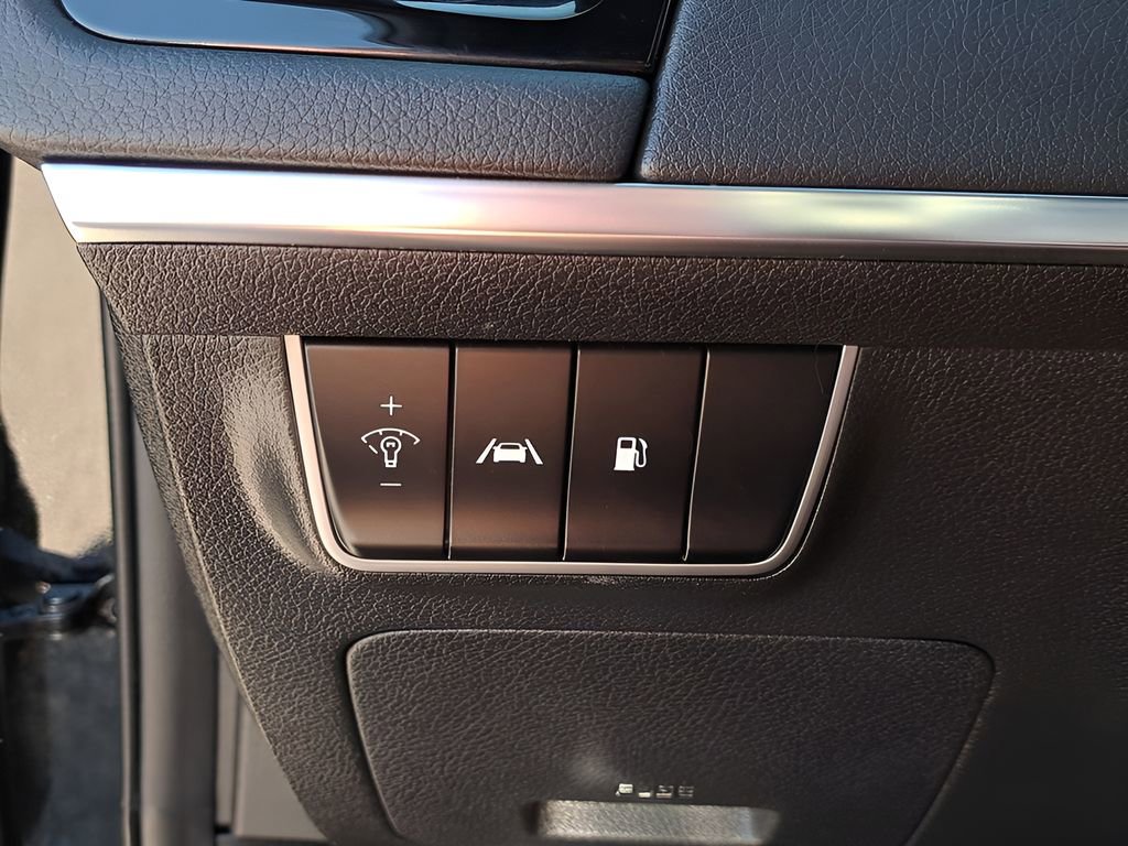 Used 2022 Kia Stinger GT-Line w/ Sun & Sound Package image 28