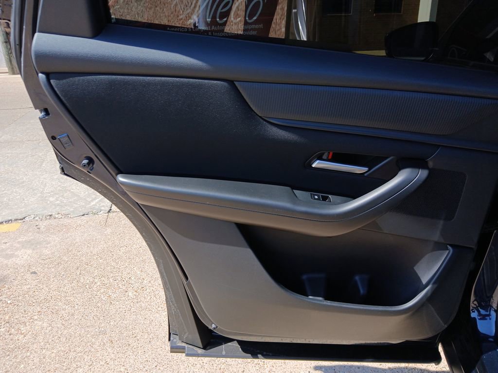 Used 2025 MAZDA CX-90 3.3 Turbo w/ Select Package image 8