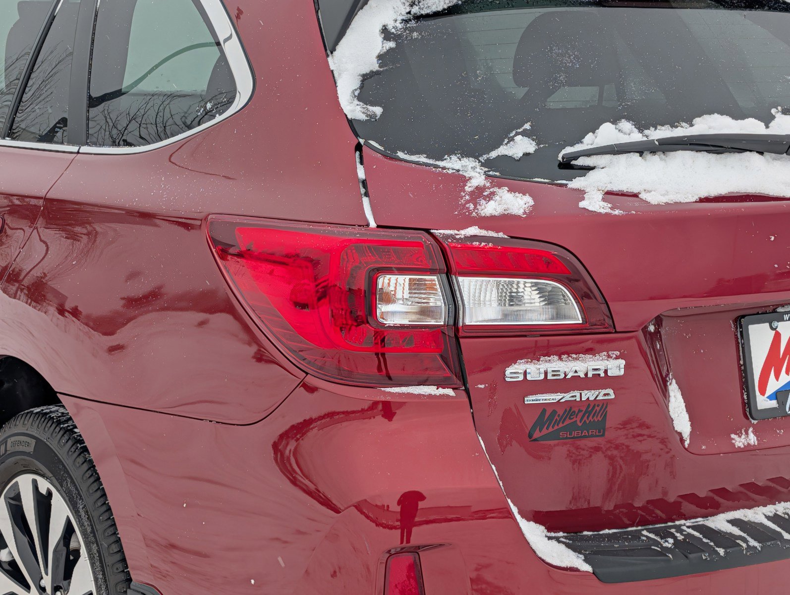 Used 2017 Subaru Outback 2.5i Limited image 17