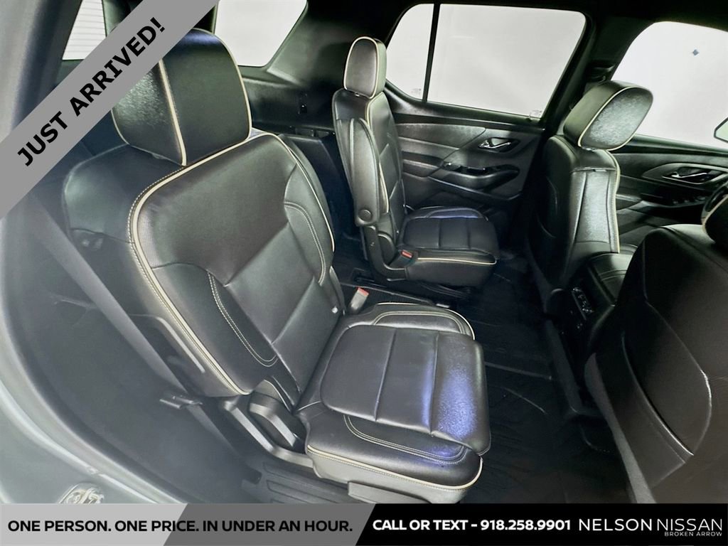 Used 2024 Chevrolet Traverse Premier w/ Redline Edition image 30