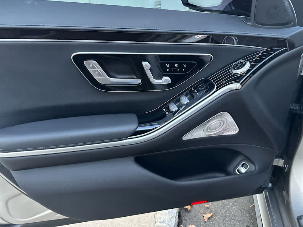 Used 2022 Mercedes-Benz S 580 4MATIC Sedan image 31