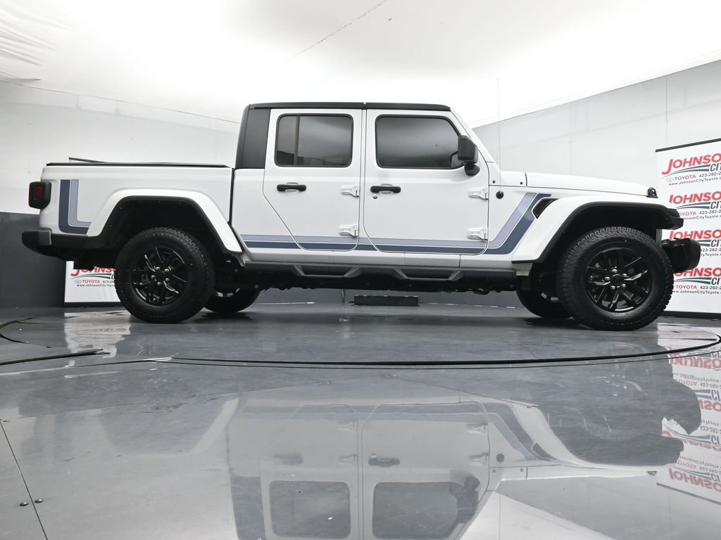 Used 2023 Jeep Gladiator Sport AWD/4WD image 38