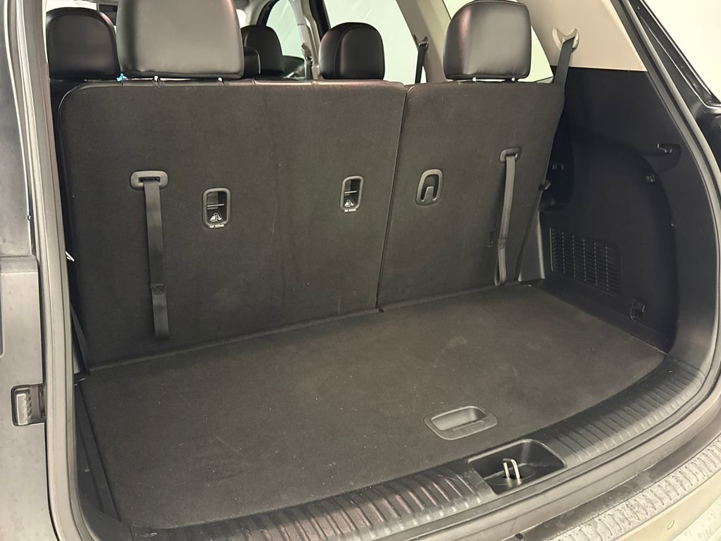 Used 2021 Kia Telluride LX FWD image 11