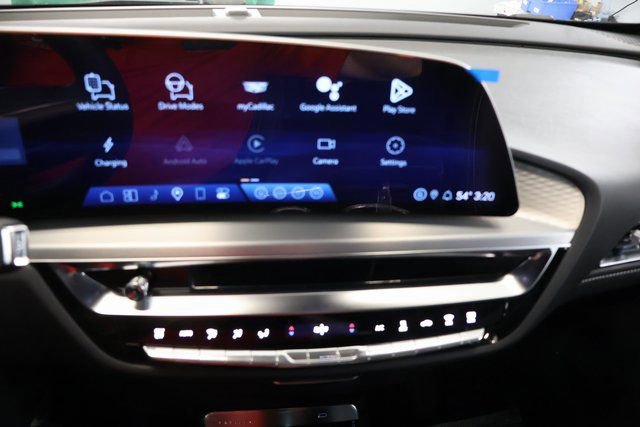 New 2026 Cadillac Lyriq Luxury image 18