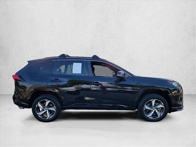 Used 2021 Toyota RAV4 SE w/ Weather & Moonroof Package AWD/4WD image 4