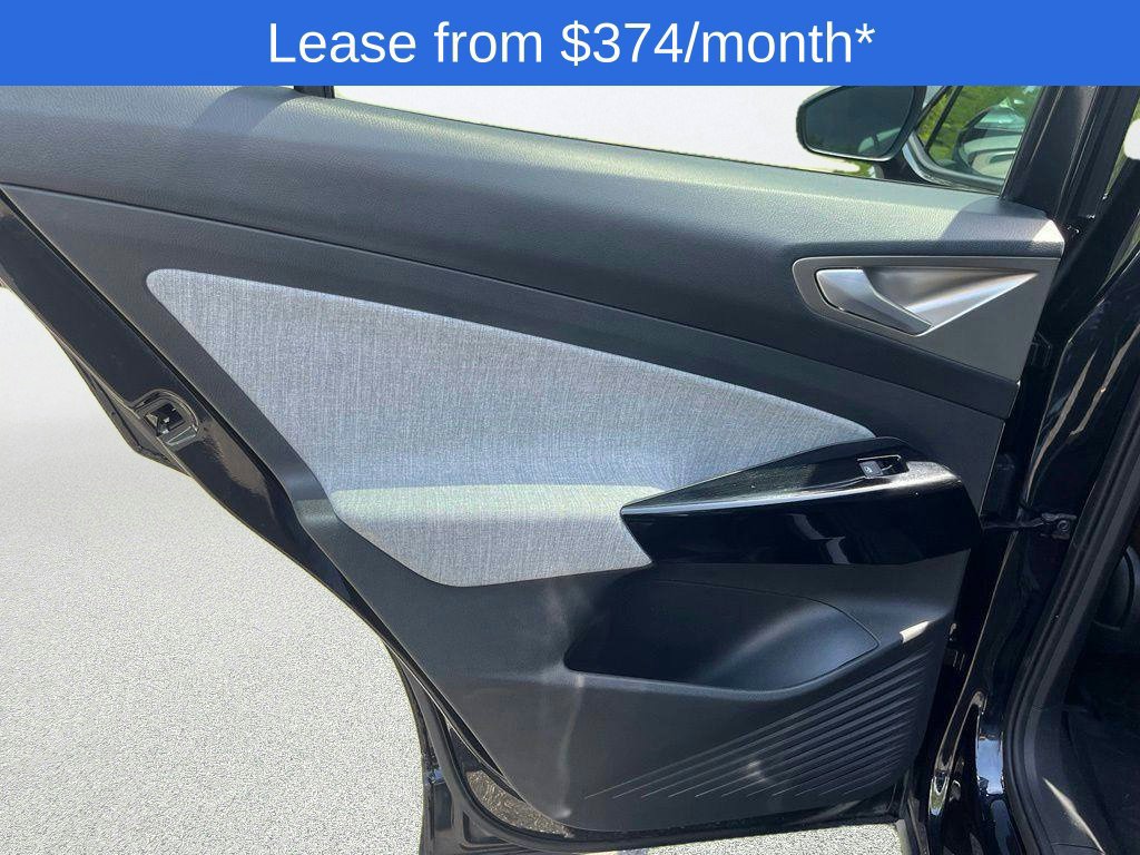 Used 2023 Volkswagen ID.4 Pro AWD/4WD image 17