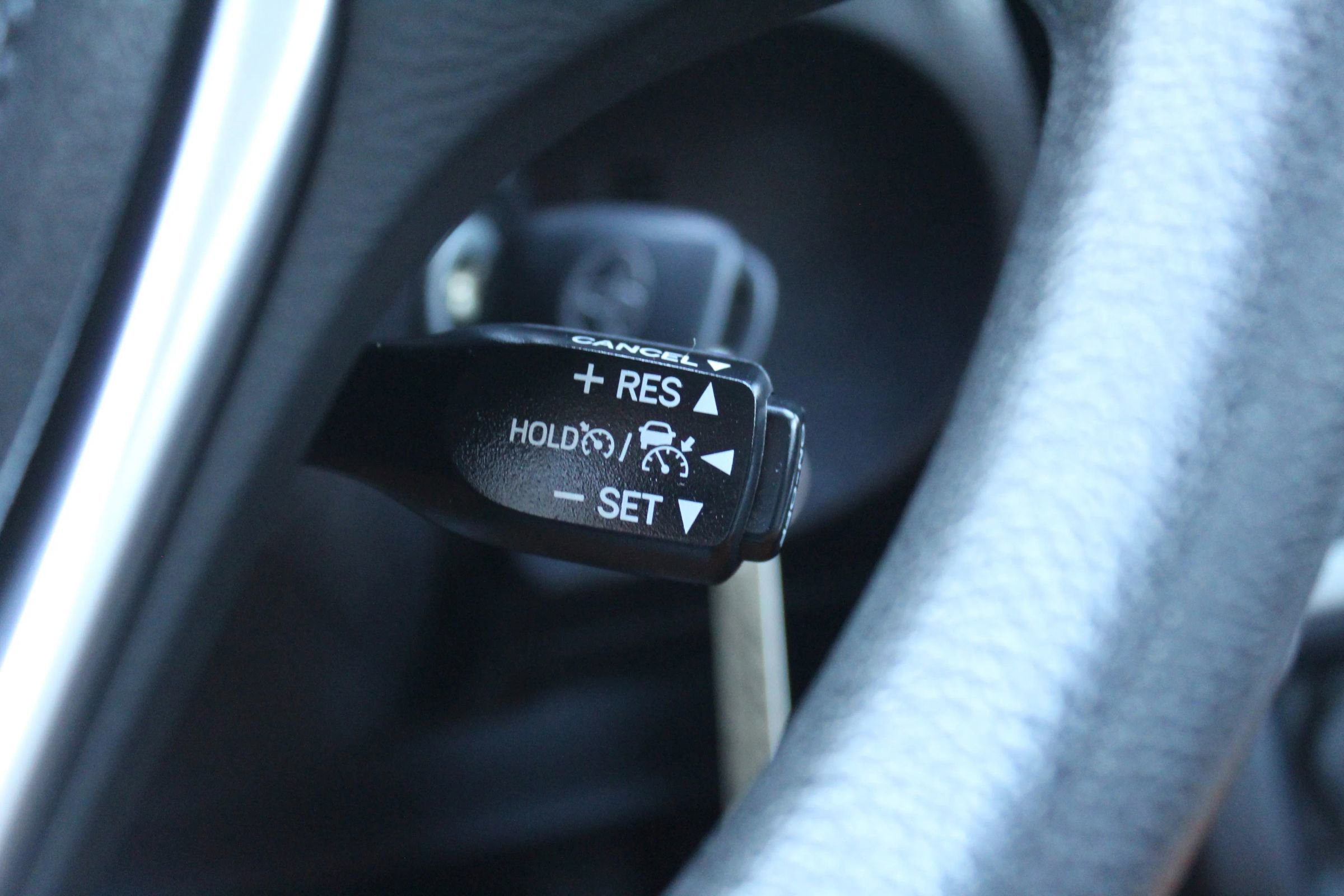 Used 2018 Toyota Corolla LE FWD image 28