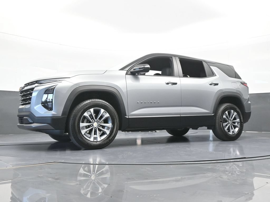 Used 2025 Chevrolet Equinox LT FWD image 50