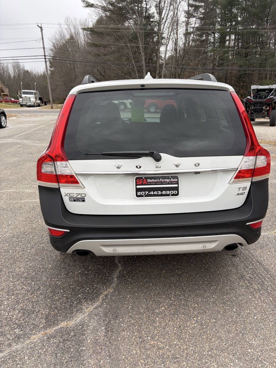 Used 2016 Volvo XC70 T5 Premier w/ Proximity Package image 3