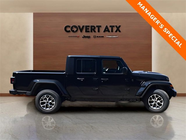 New 2025 Jeep Gladiator Sport image 6