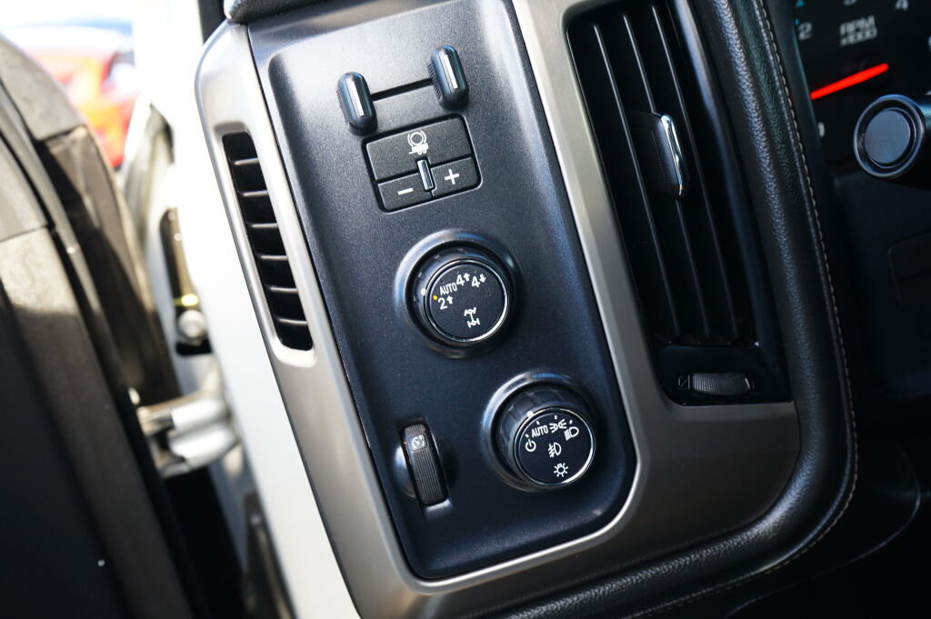 Used 2018 GMC Sierra 1500 Denali w/ Denali Ultimate Package image 15