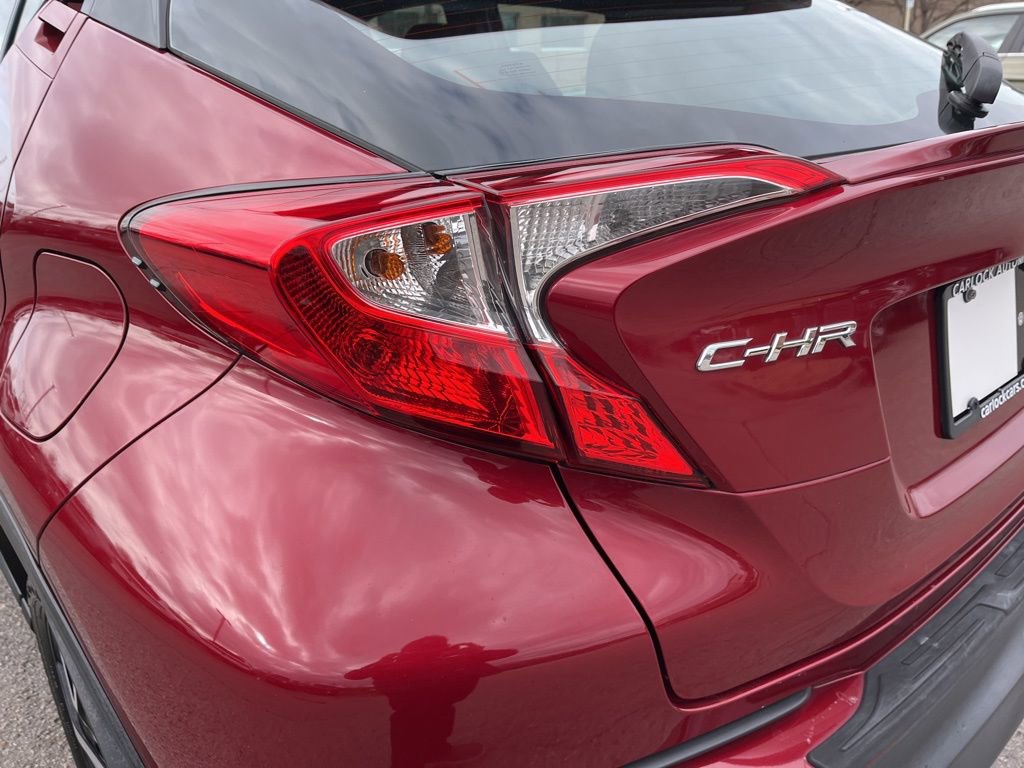 Used 2018 Toyota C-HR XLE image 12