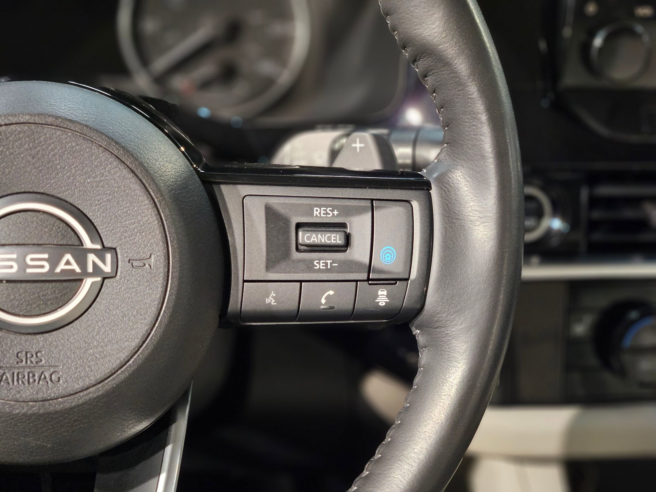 Used 2022 Nissan Pathfinder SL image 28