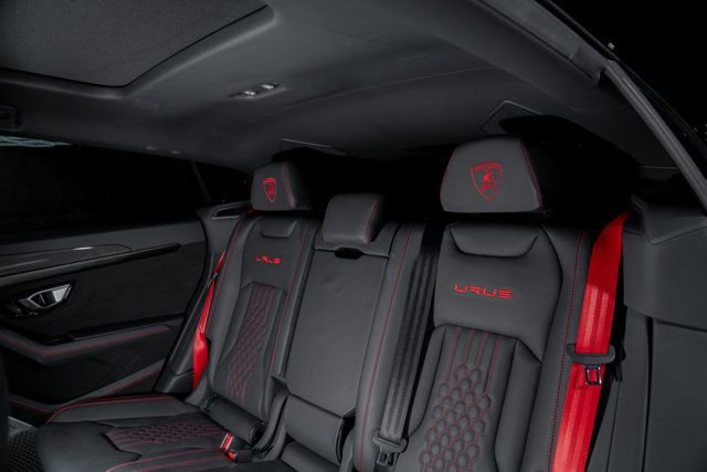 Used 2023 Lamborghini Urus Performante image 27