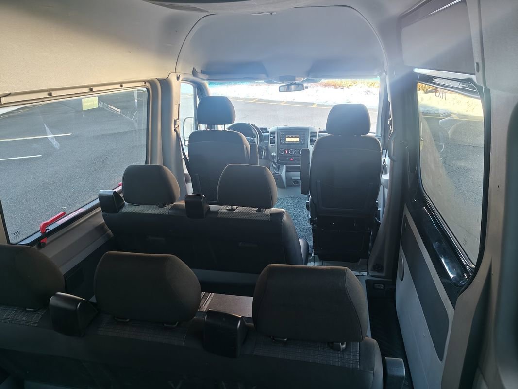 Used 2016 Mercedes-Benz Sprinter 2500 image 24