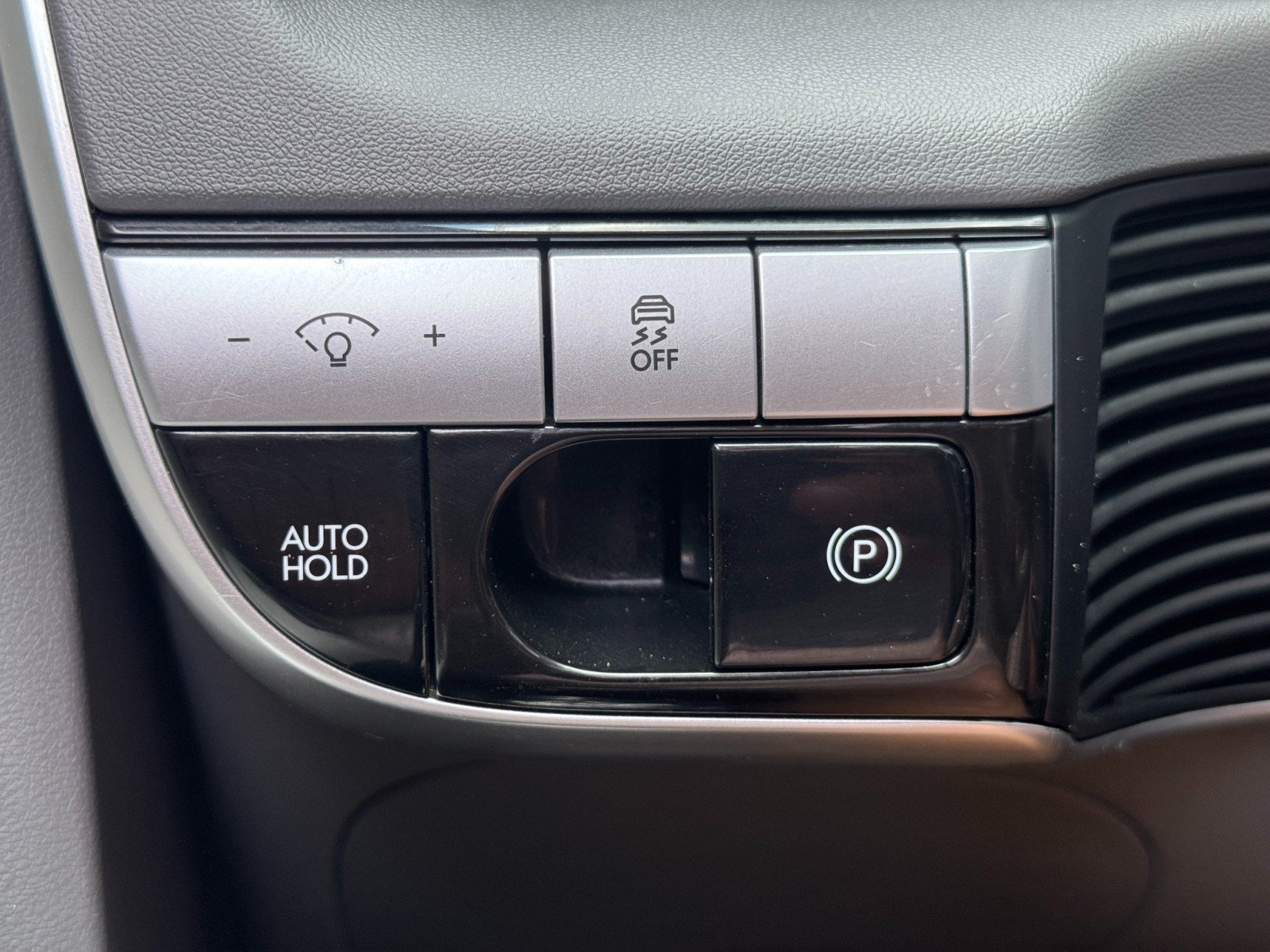 Used 2022 Hyundai Ioniq 5 SE RWD image 16