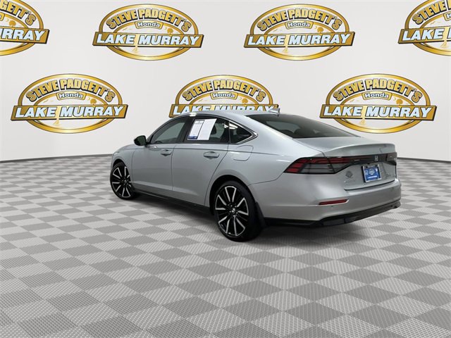 Used 2024 Honda Accord Touring image 9
