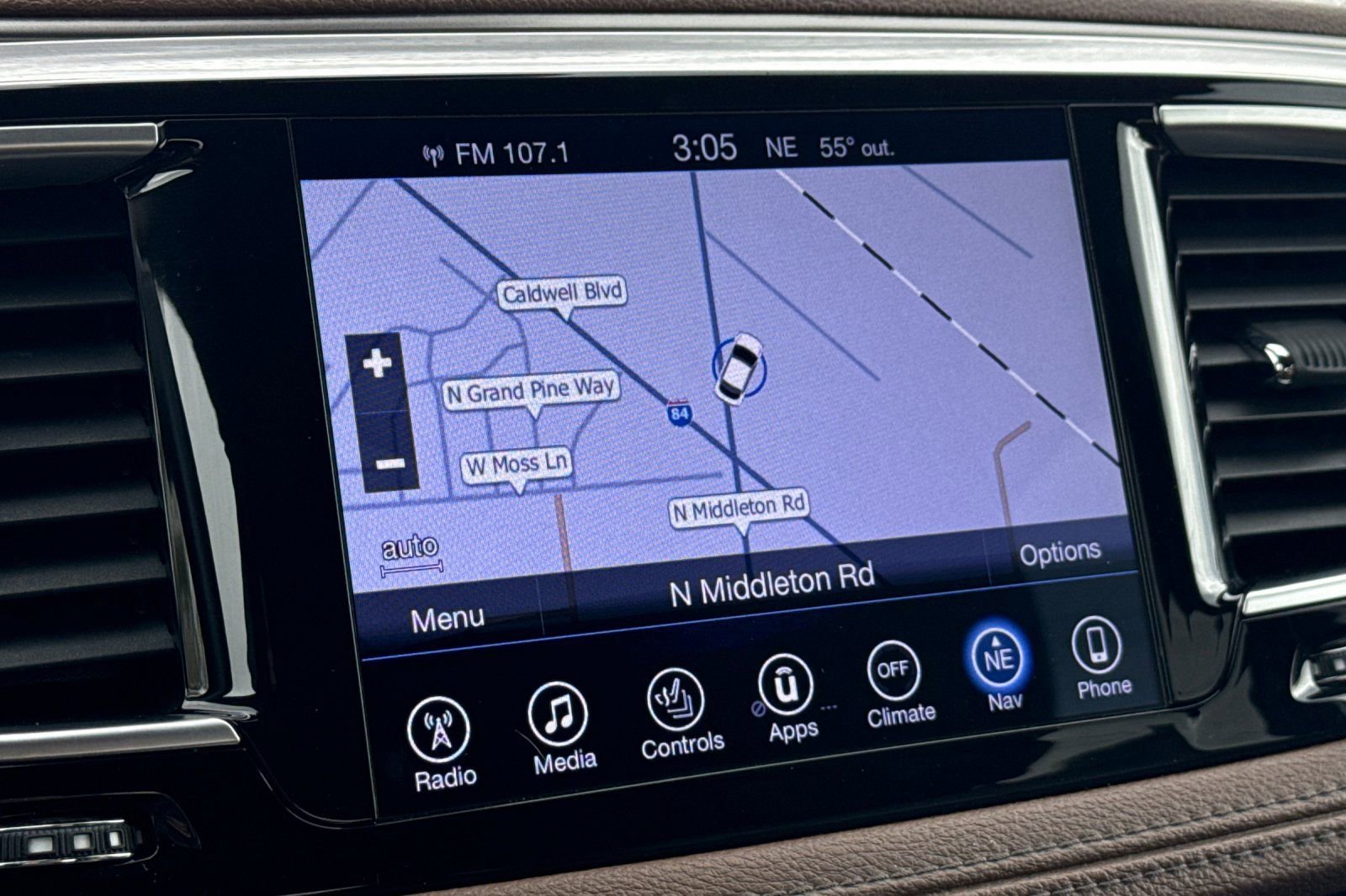 Used 2017 Chrysler Pacifica Limited w/ UConnect Theater Package FWD image 21