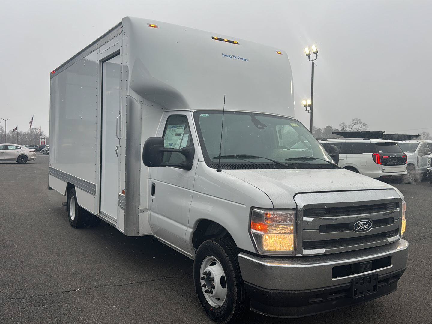 New 2026 Ford E-350 and Econoline 350 Super Duty w/ Power Equipment Group RWD image 3