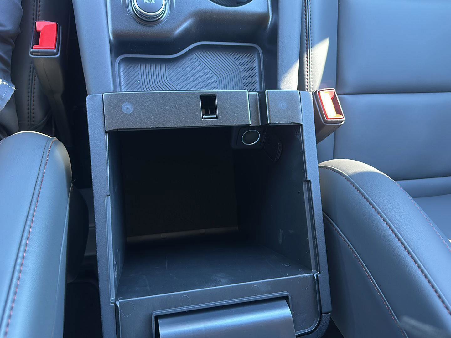 New 2026 Ford Explorer Active w/ Active Comfort Package image 20