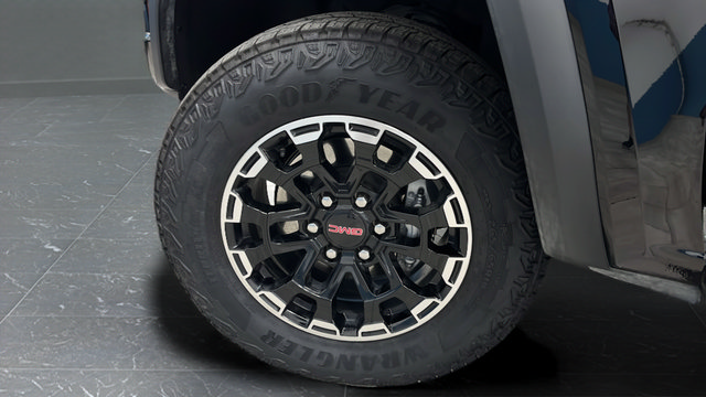Used 2026 GMC Canyon AT4 w/ AT4 Premium Package AWD/4WD image 33