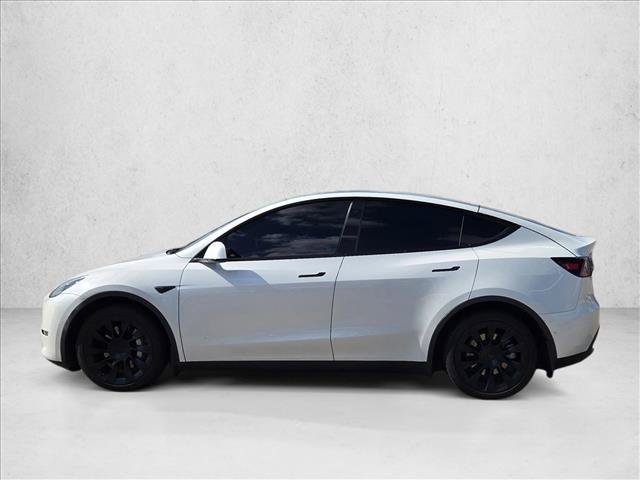 Used 2022 Tesla Model Y Long Range AWD/4WD image 5