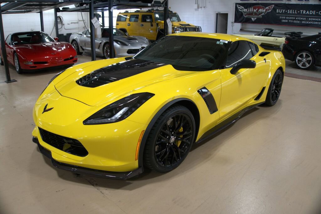 Used 2016 Chevrolet Corvette Z06 w/ 3LZ Preferred Equipment Group image 1