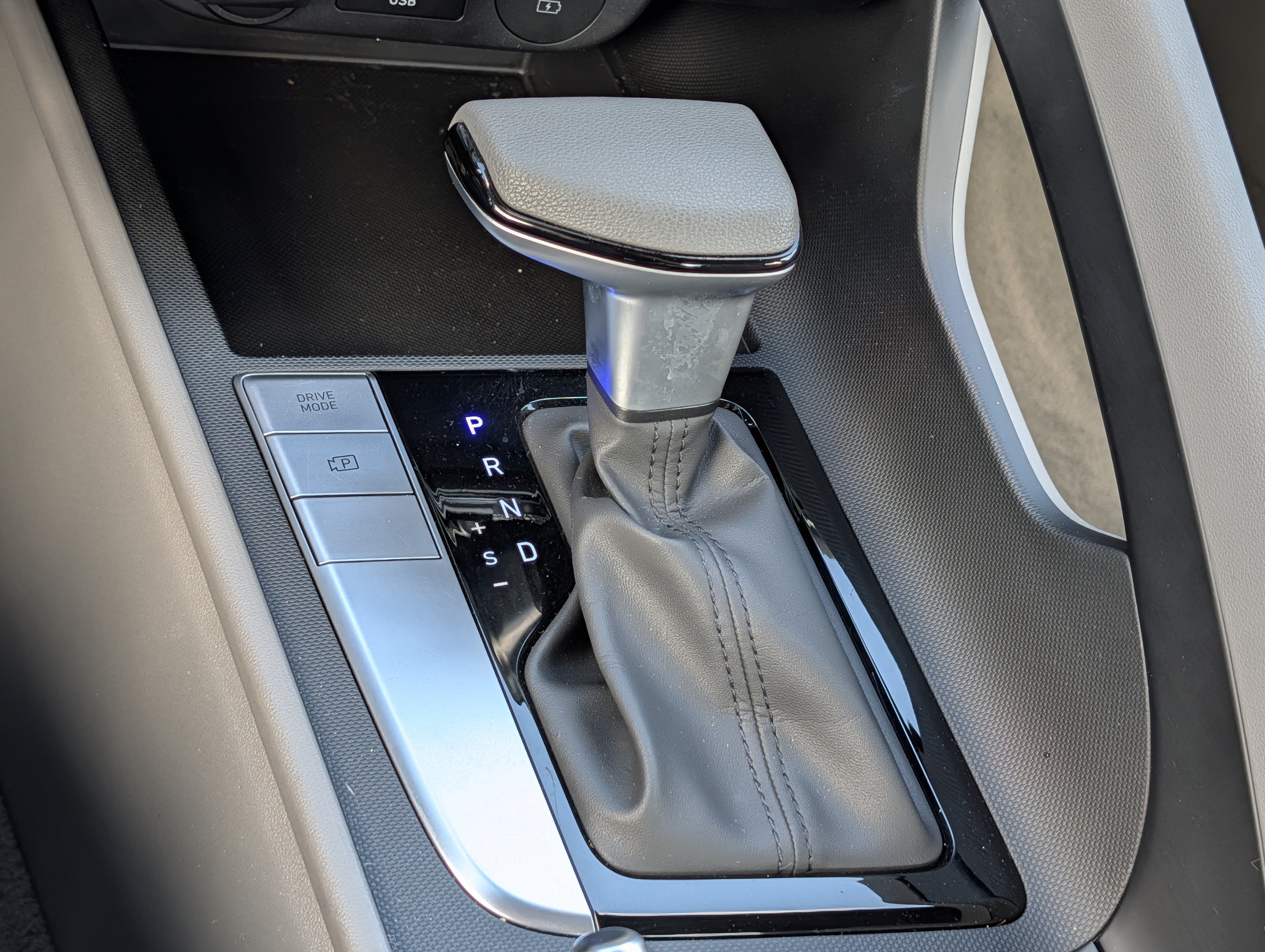 Certified 2024 Hyundai Elantra SEL FWD image 24