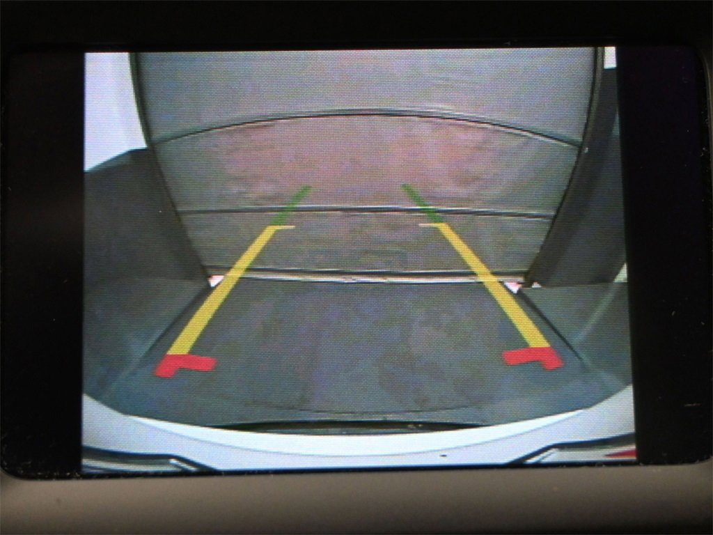 Used 2017 Chrysler Pacifica Touring-L image 9