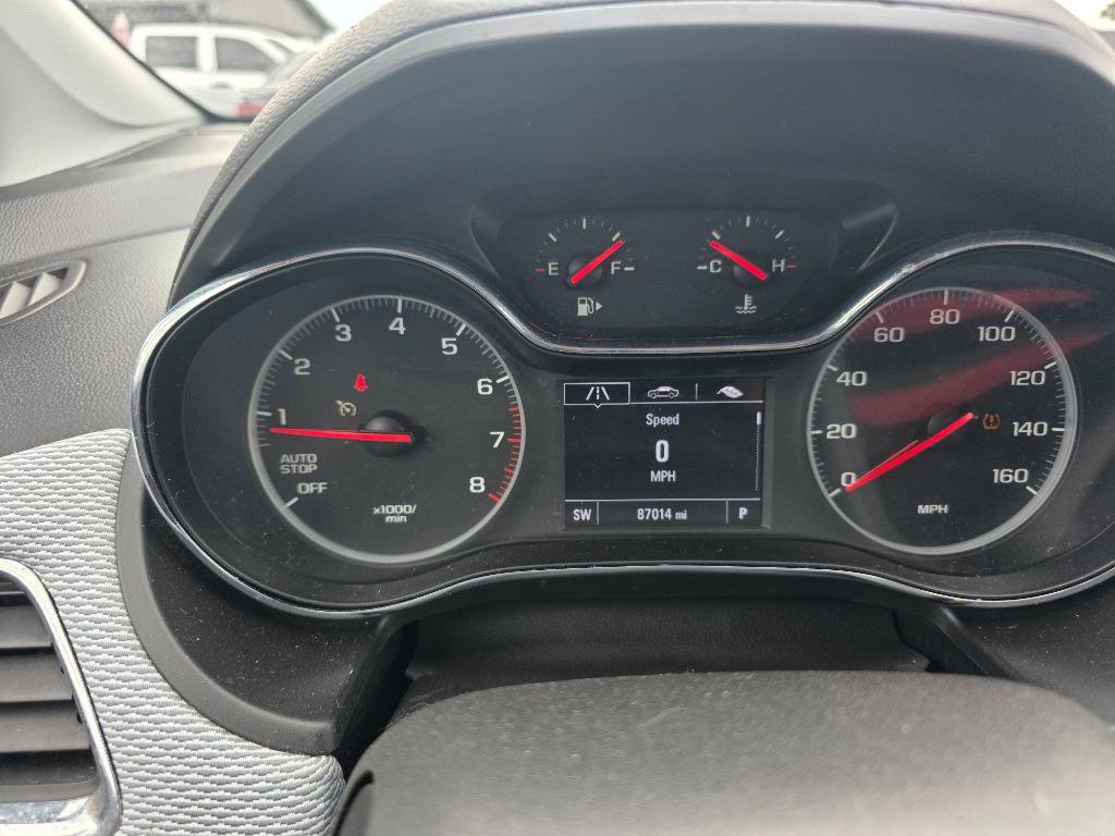 Used 2019 Chevrolet Cruze LT w/ RS Package image 14