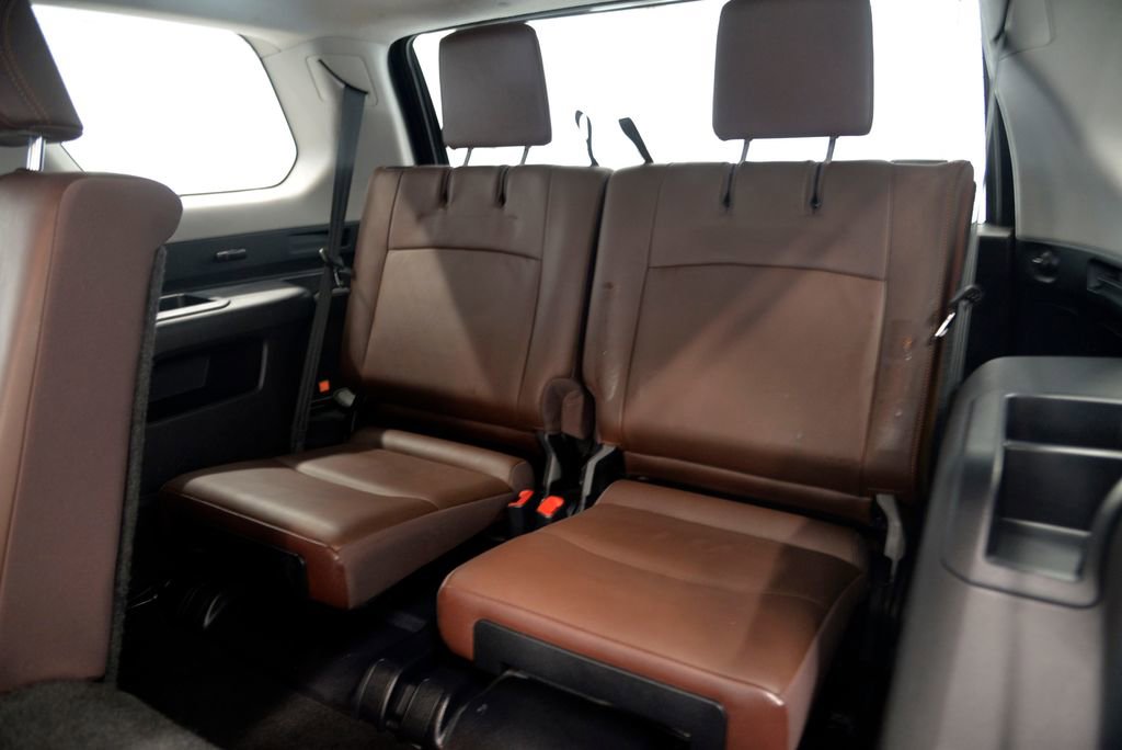 Used 2016 Toyota 4Runner Limited AWD/4WD image 30