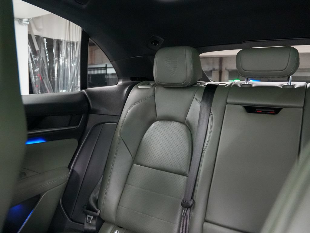 Certified 2024 Porsche Macan 4 Electric AWD/4WD image 24