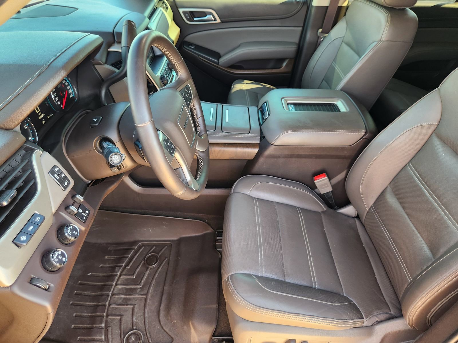 Used 2018 GMC Yukon XL Denali w/ Open Road Package AWD/4WD image 14