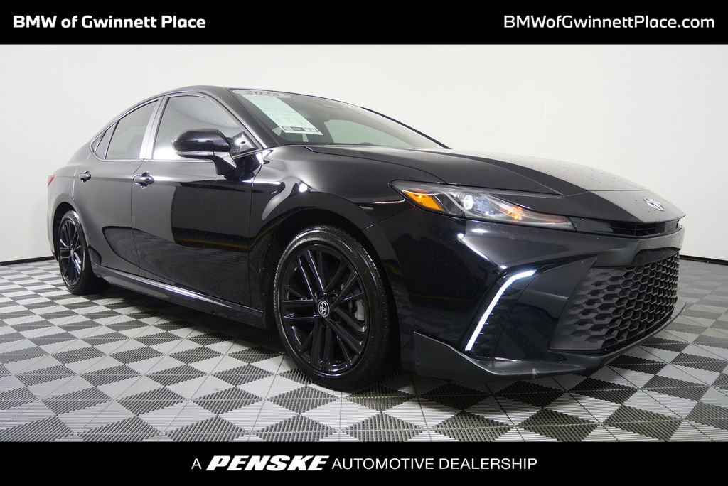 Used 2025 Toyota Camry SE