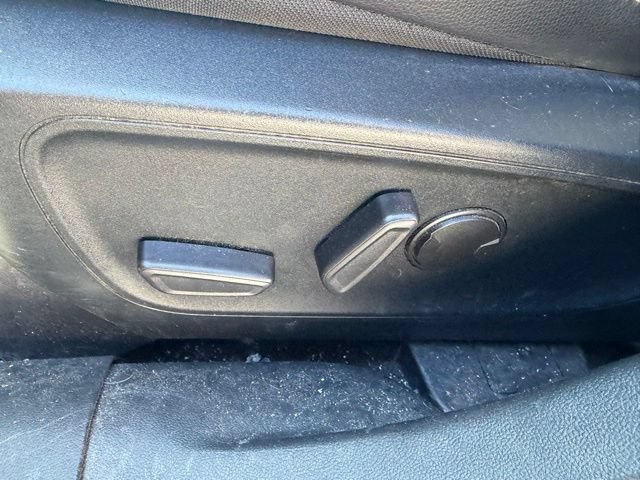 Used 2020 Ford Escape SEL FWD image 12