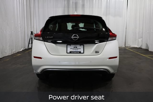 Certified 2025 Nissan Leaf SV Plus FWD image 4