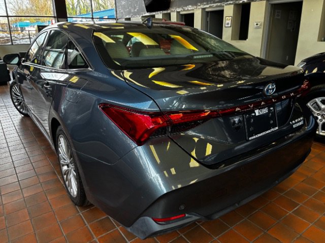Used 2020 Toyota Avalon Limited w/ Advanced Safety Package image 6