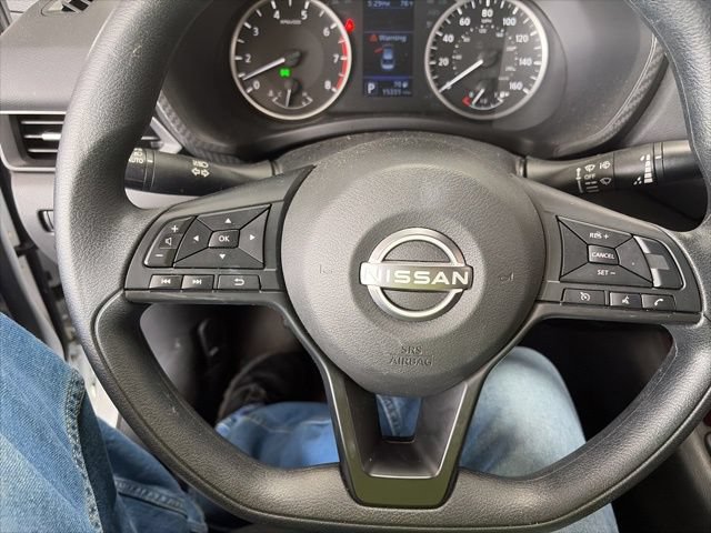 Used 2025 Nissan Sentra S FWD image 17