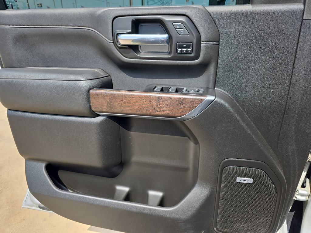 Used 2022 GMC Sierra 3500 Denali image 28