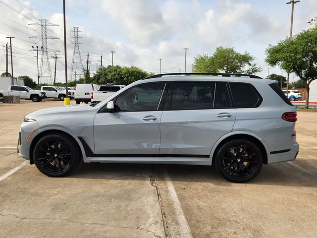 Used 2026 BMW X7 xDrive40i w/ M Sport Package image 4