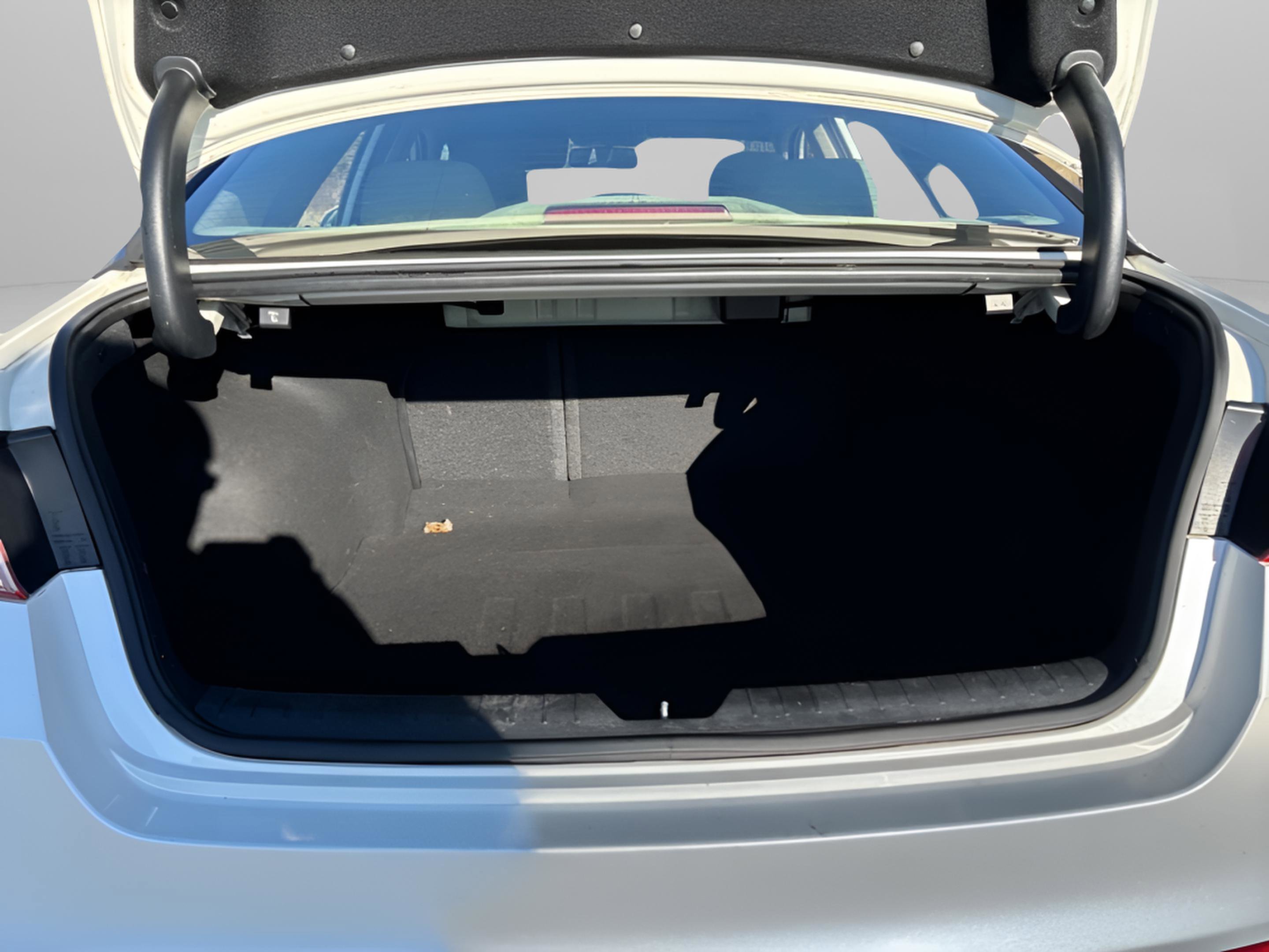 Used 2016 Kia Optima LX image 37